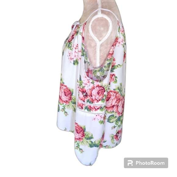 EUC* FOREVER 21| WHITE FLORAL COLD SHOULDER LONG SLEEVE BLOUSE - Picture 6 of 13